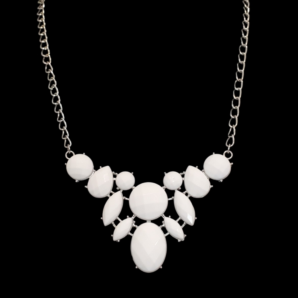 Estate Unsigned Silver-Tone Faceted White Faux Stone Bib Statement Necklace